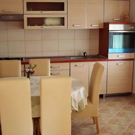 Lucky Star Apartman *